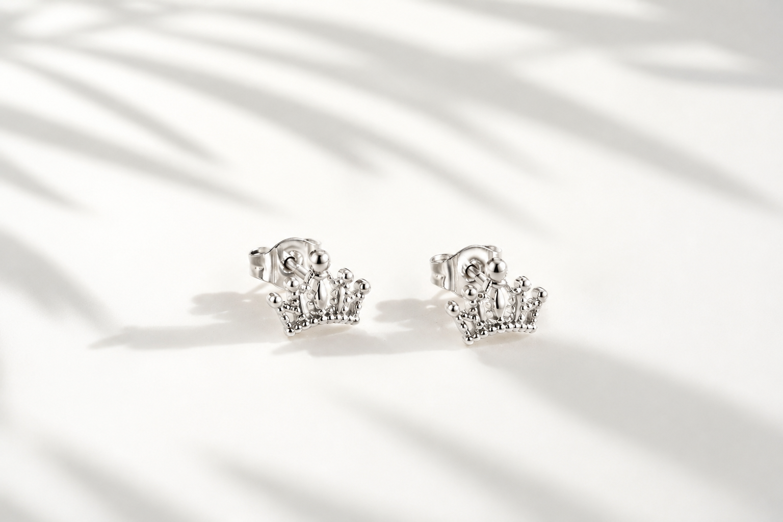 Boucle d’oreille “Queen”