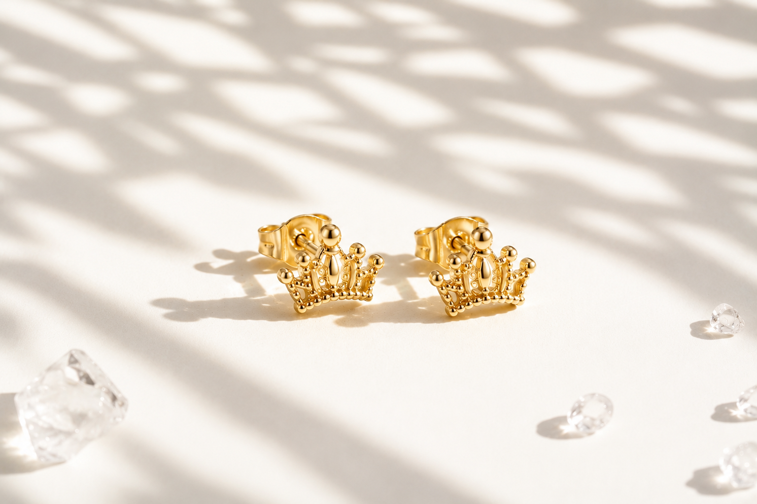 Boucle d’oreille “Queen”